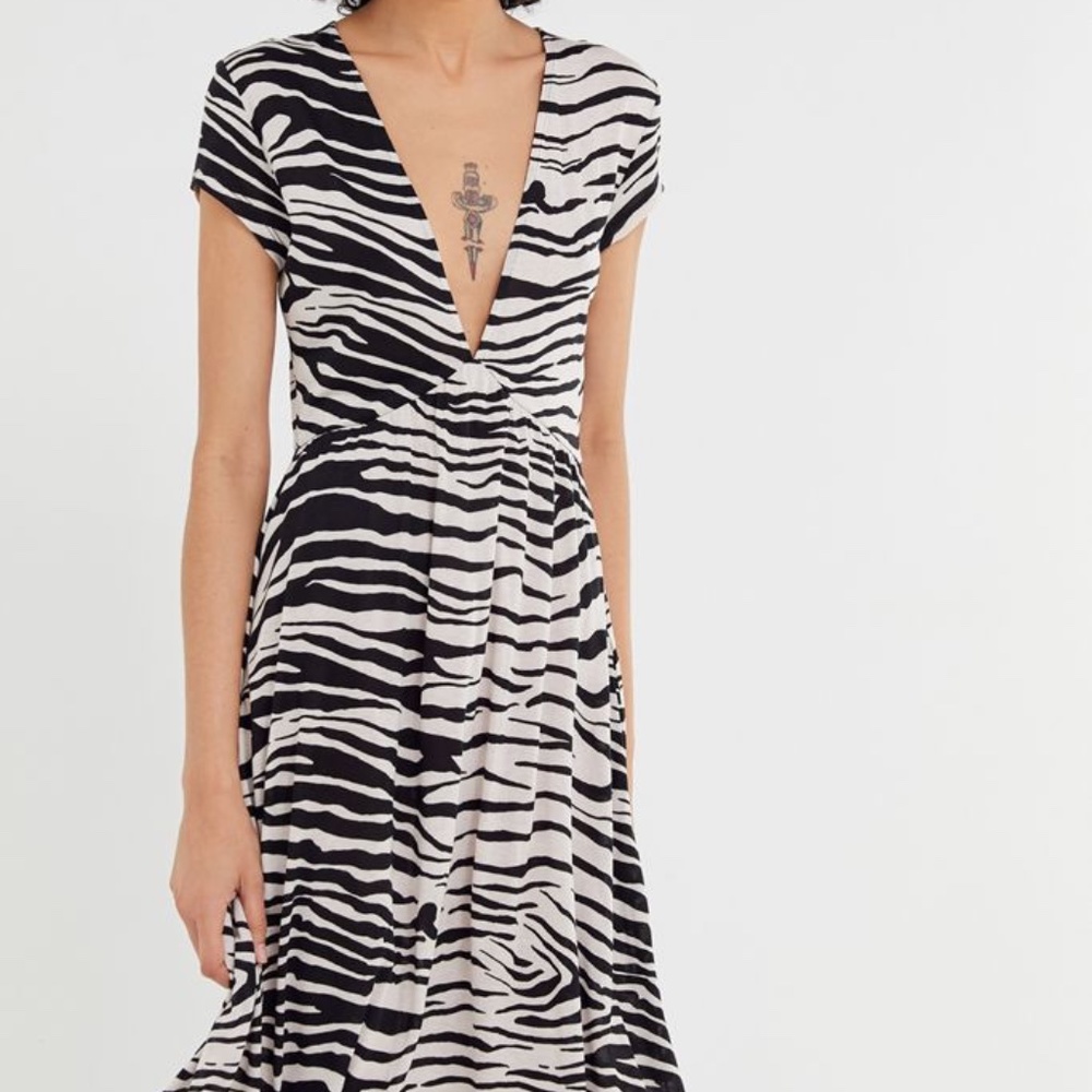 Urban Outfitters Dallas Plunging Midi Dress+ Tags
